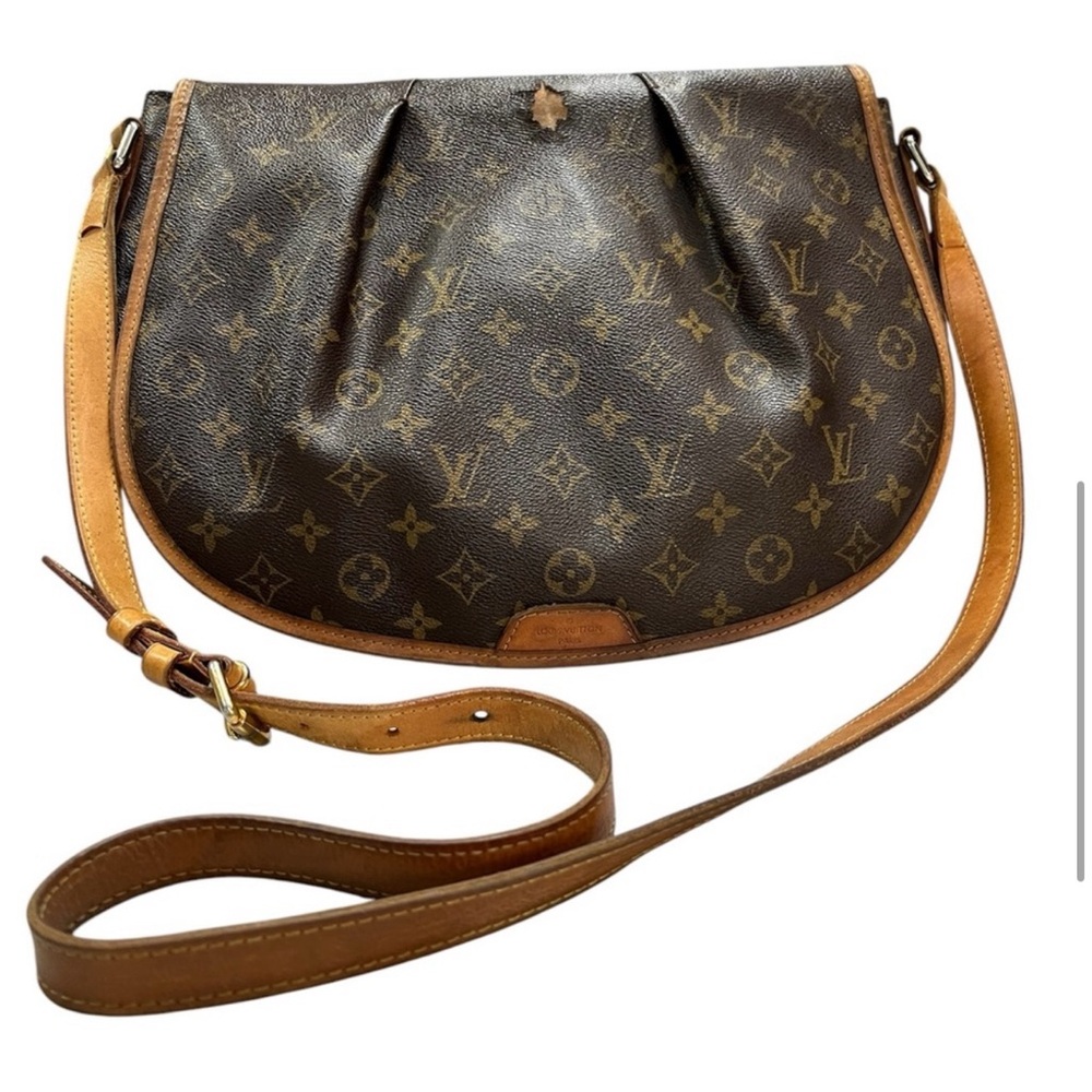 Louis Vuitton Monogram Menilmontant MM - Picture 3 of 9